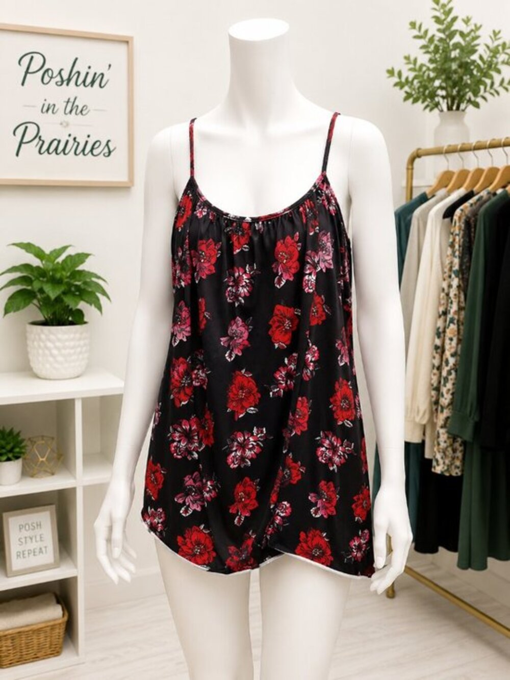 4 for $25 🌺 Black Floral Swing Cami | 5X 🌺